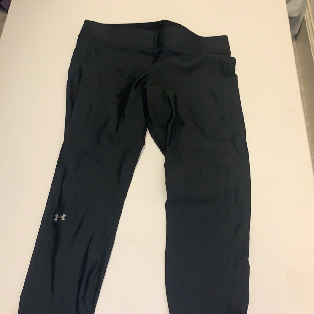 Black under armor workout leggings